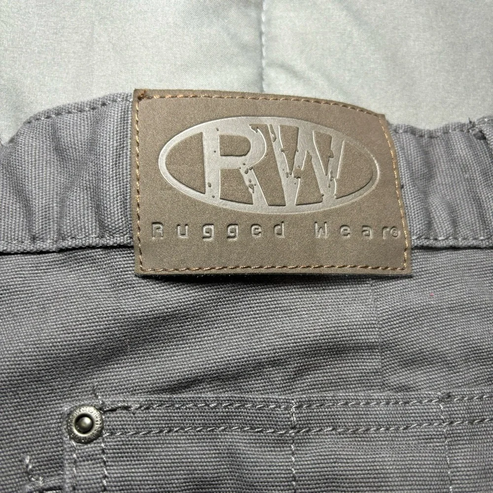 Rugged Wear men's flex cargo shorts RN 118109 size‎ 42